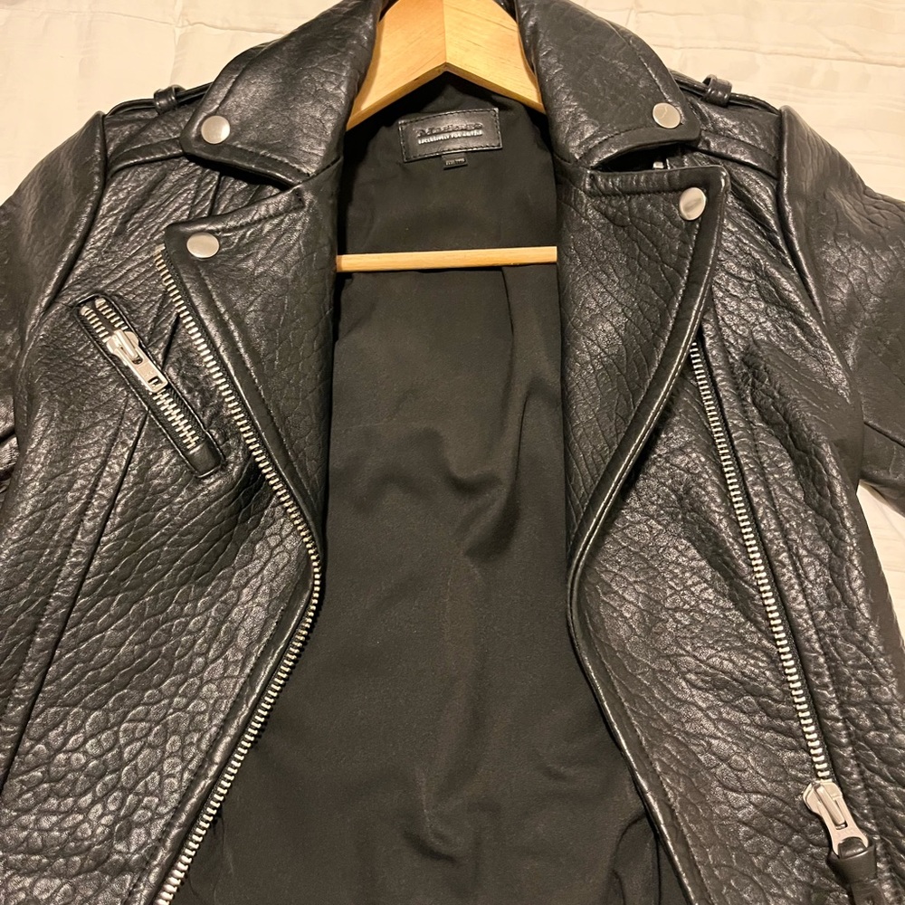 🌸 ARITZIA MACKAGE LEATHER JACKET